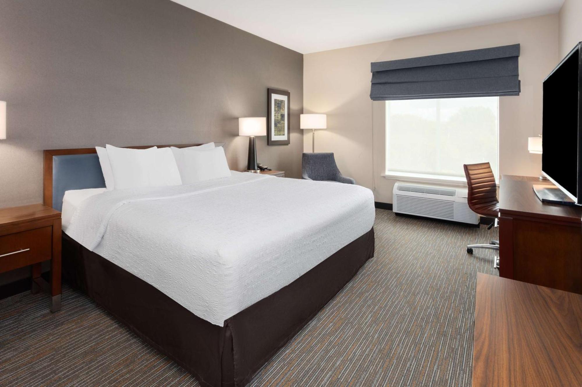 Hampton Inn By Hilton Nashville Airport Century Place Eksteriør billede